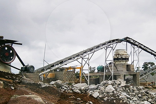 圓錐破碎機工作現場案例