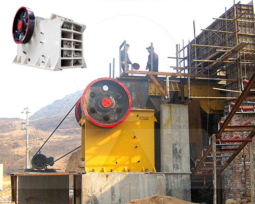 PE鄂式破碎機(jī)破碎現(xiàn)場(chǎng)