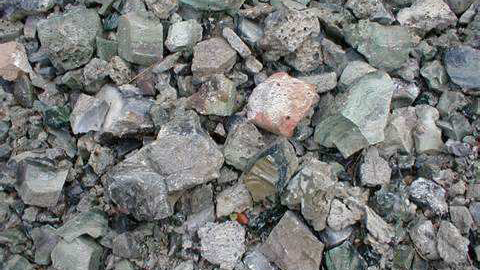 礦渣現(xiàn)場(chǎng)展示圖