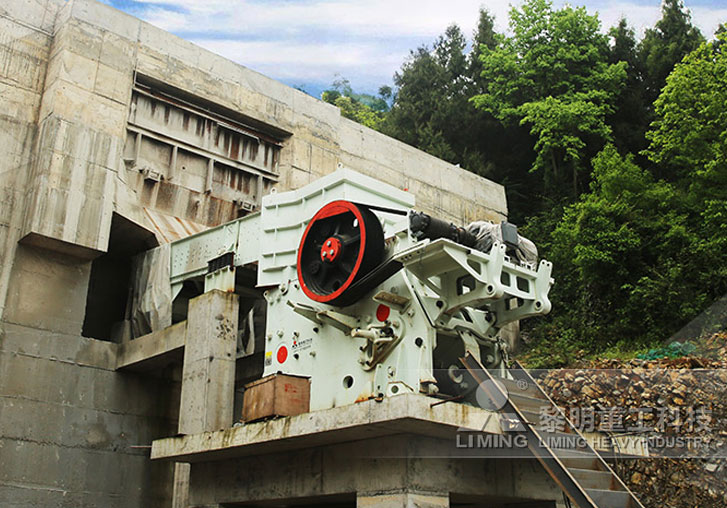 C6X系列顎式破碎機(jī)