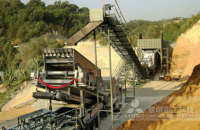 S5X系列圓振動篩生產(chǎn)現(xiàn)場